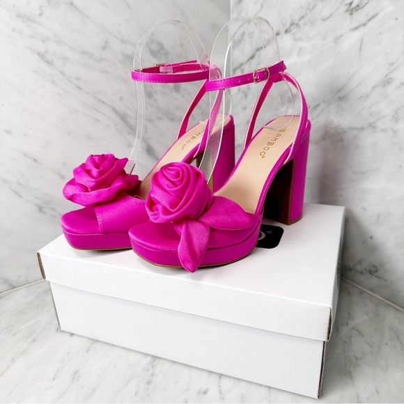 💕‼️‼️New Pink Rosette Platform Various Sizes New In Box - Picture 7 of 7